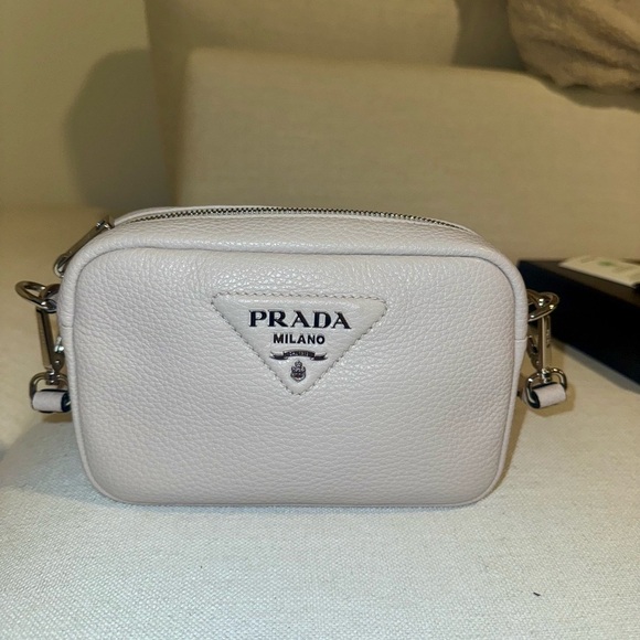 PRADA Small Leather Bag in Pink. Brand new from Saks Fifth Ave. - Picture 3 of 12